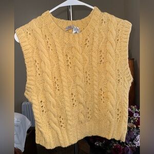 Chic Yellow Cable Knit Sleeveless Sweater